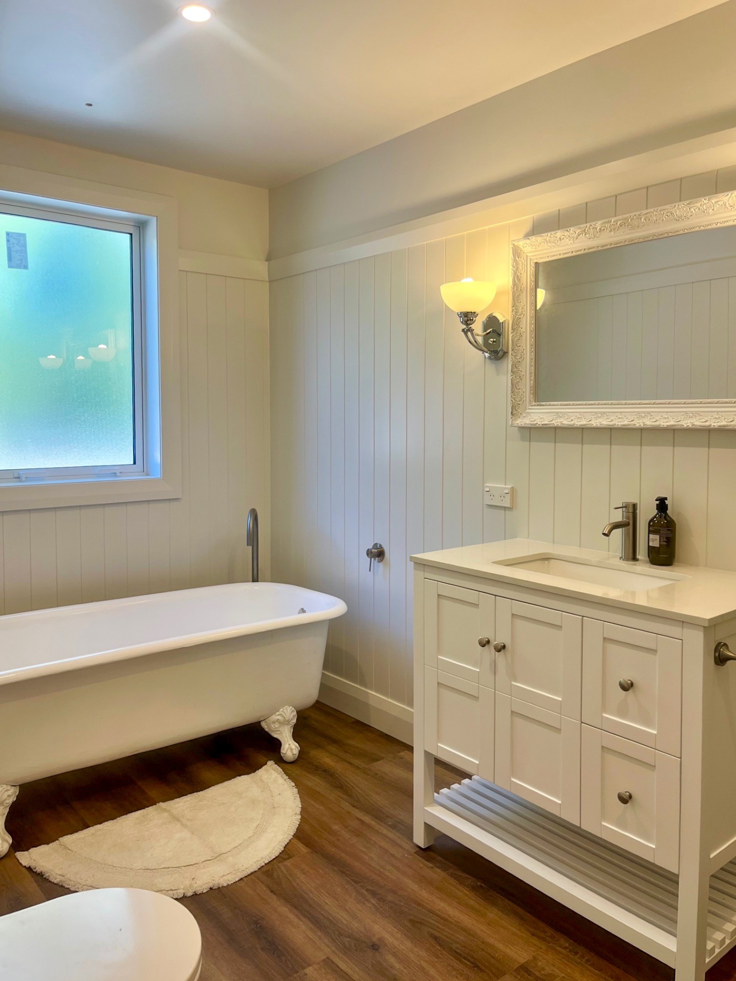 Clawfoot bath in the new Greendale villa bathroom